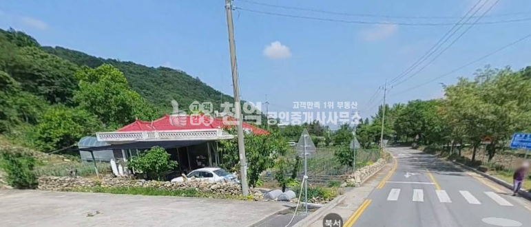 충남 천안서북구 입장면 양대리 입장 서운ic 근처 2차선 접한 단독주택 과 넓은 토지매물 뭐든 다할 수있는 토지 매매 매물번호 10159 사진 1