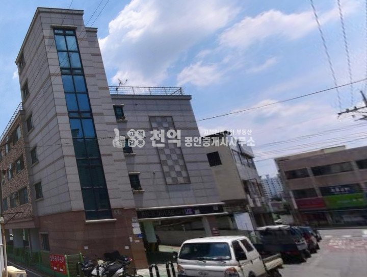 충남 천안서북구 성정동 1동 넓은 대지면적에 주차공간도 넓은 다가구주택 건물매매 매매 매물번호 10085 사진 1